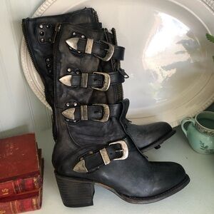 Freebird By Steven Notorious Boots Blue/Black Size 8 Excellent Condition